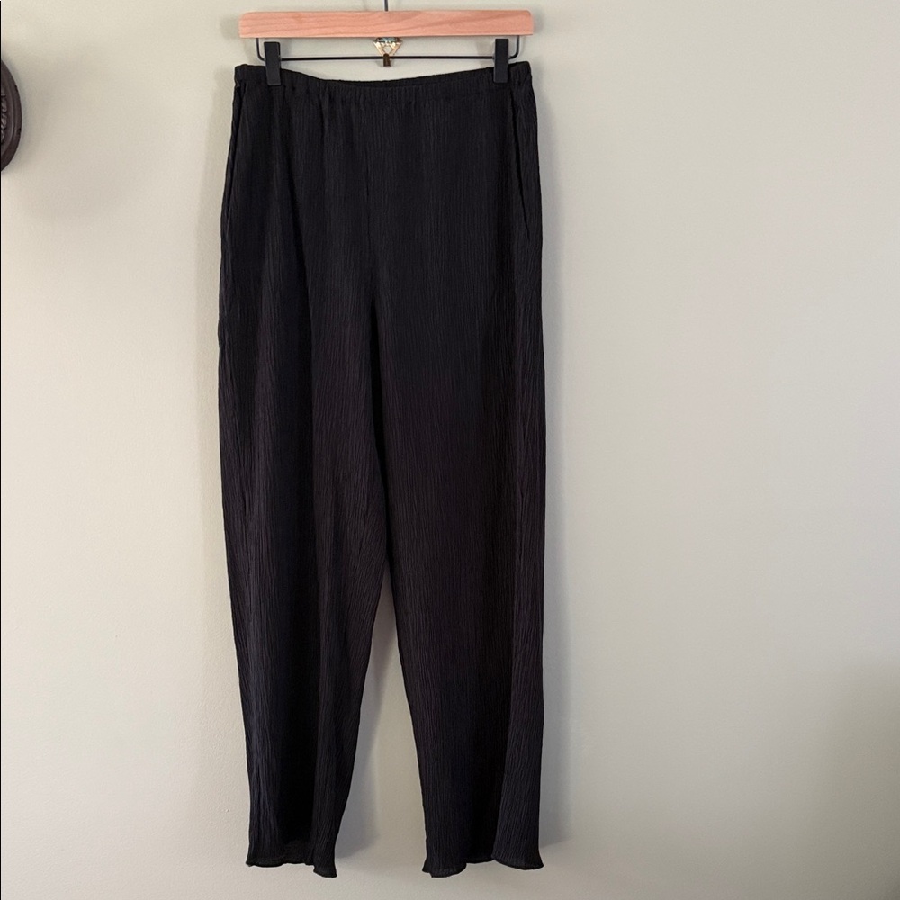 Everlane Easy Knit Pant Wide Leg Elastic waist Semi sheer crinkle fabric Beach